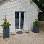 Manoir De L'as De Trefle Isneauville
