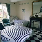 Manoir De L'as De Trefle Isneauville
