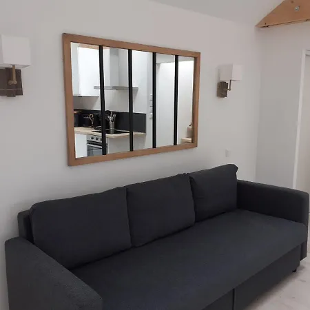 Manoir De L'as De Trefle לינה וארוחת בוקר *