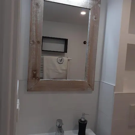 艾斯特里菲住宿加早餐旅馆 住宿加早餐酒店 *