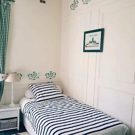 Manoir De L'as De Trèfle Isneauville