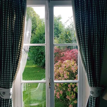 住宿加早餐酒店 艾斯特里菲住宿加早餐旅馆 *