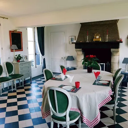 艾斯特里菲住宿加早餐旅馆 住宿加早餐酒店 Isneauville