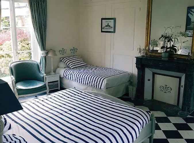 Manoir De L'as De Trèfle Isneauville